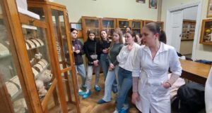 Екскурсія в музей анатомії