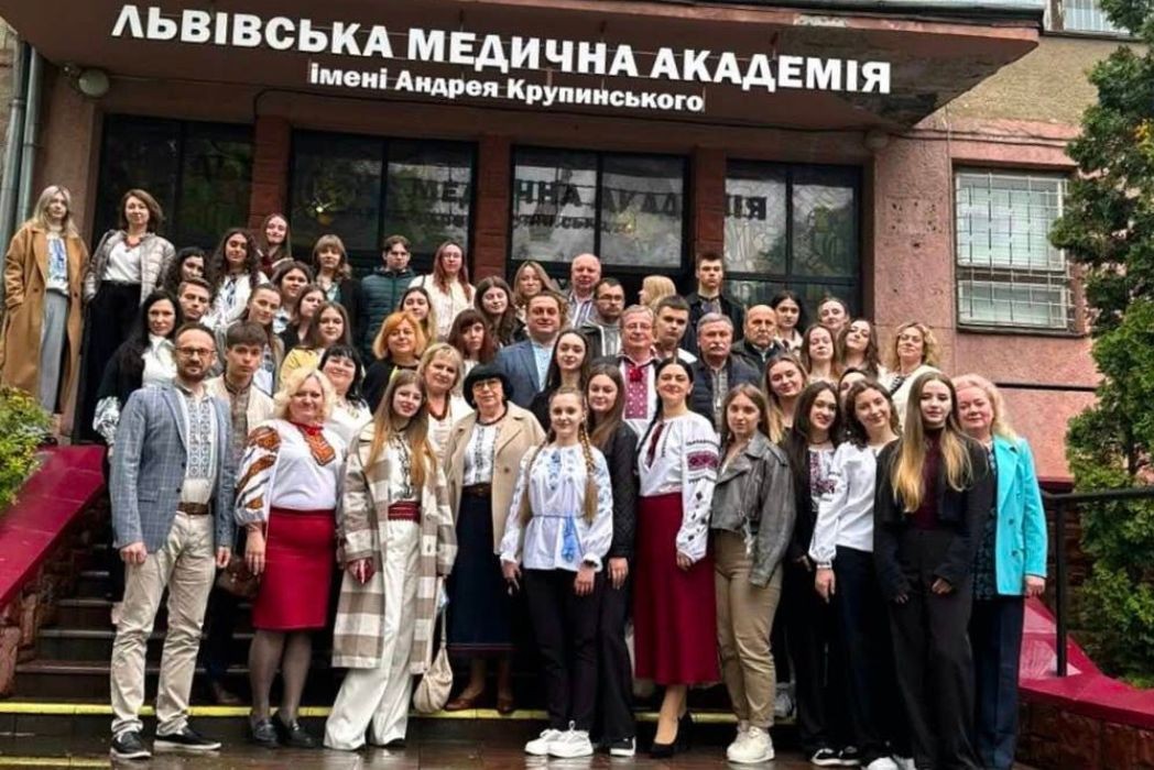 Детальніше про статтю ІІІ Всеукраїнська студентська  науково-практична конференція «Теоретичні та прикладні аспекти фундаментальних медико-біологічних наук»