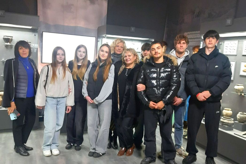 Детальніше про статтю Візит до  Історико-краєзнавчого музею міста  Винники