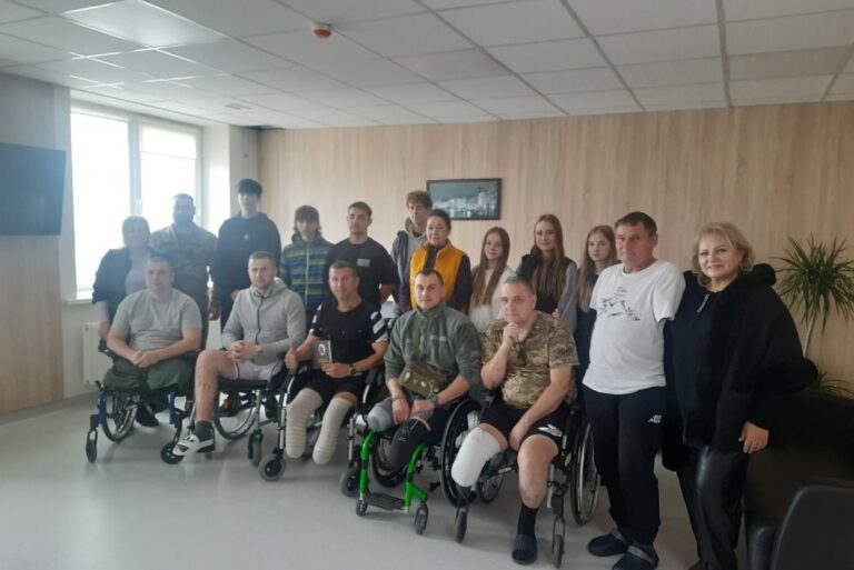 ЗУСТРІЧ ЗДОБУВАЧІВ ОСВІТИ З ВІЙСЬКОВИМИ У ГОСПІТАЛІ ЮРІЯ ЛИПИ