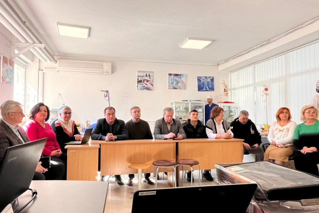 Детальніше про статтю Засідання робочої групи щодо обговорення ОП «Медсестринство»