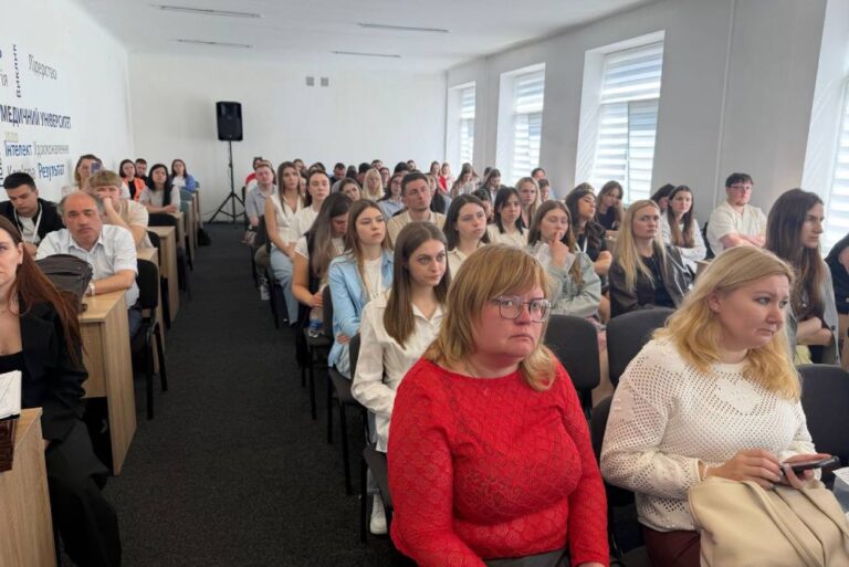 Участь у конференції